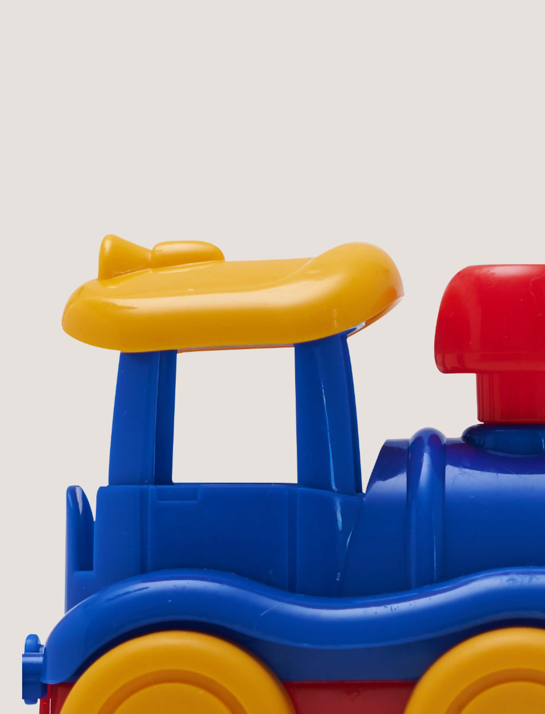 Connectable Car Toy